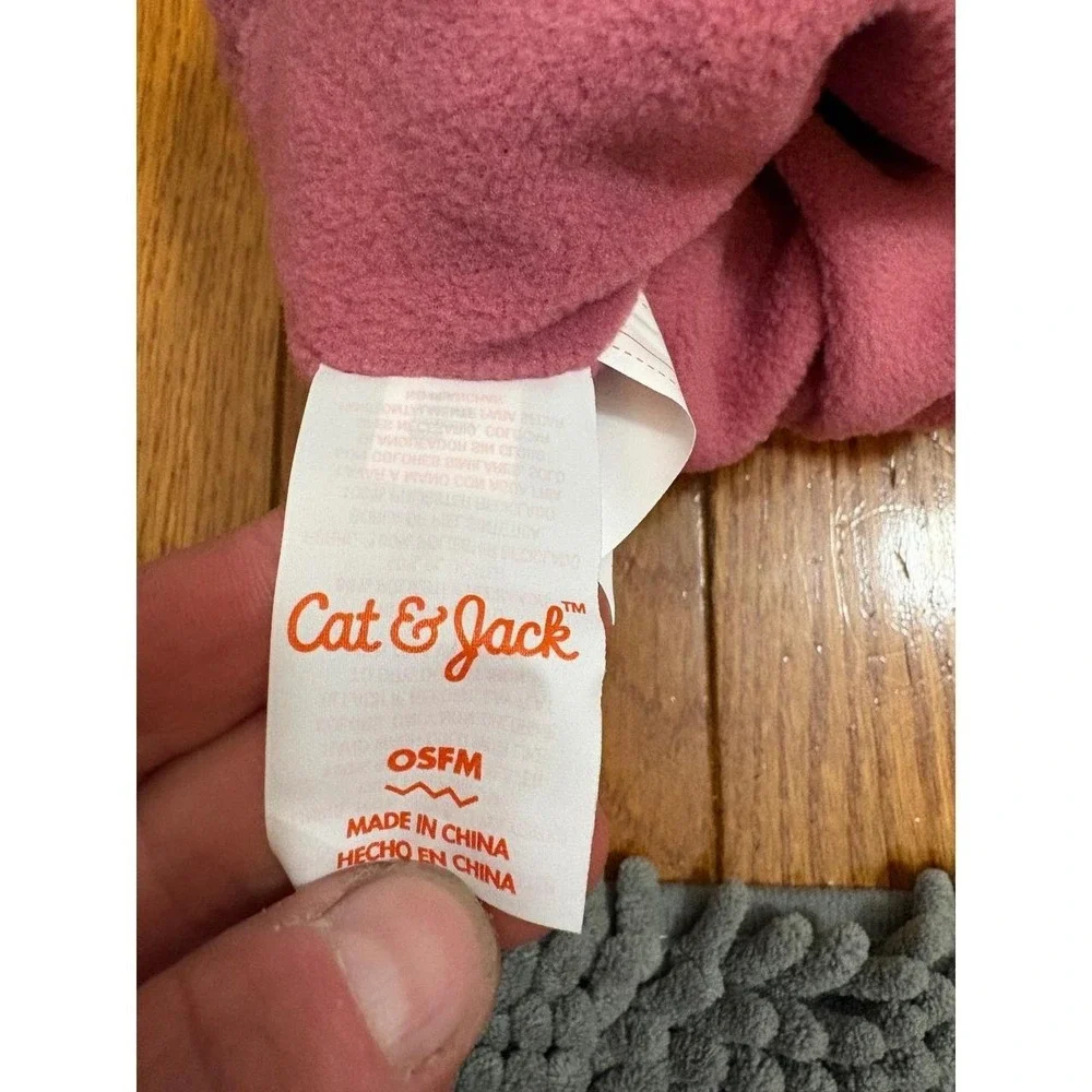 Cat & Jack Kids Pink Cable Knit Beanie Faux Fur Pom Pom Fleece Lined OSFM Hat